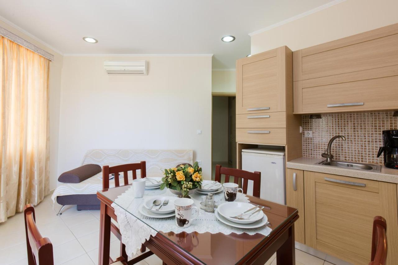 Apartment Vasso 3 *